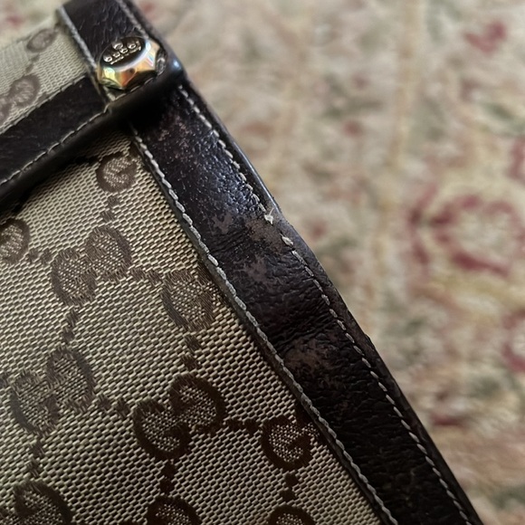 Authentic Gucci canvas wallet - Picture 7 of 8